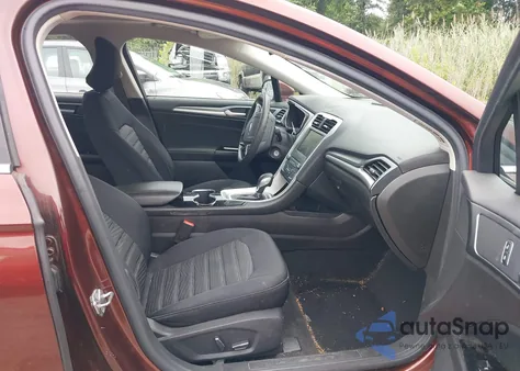 2016 Ford Fusion Se z USA, uszkodzony, nr VIN 3FA6P0HD2GR339193